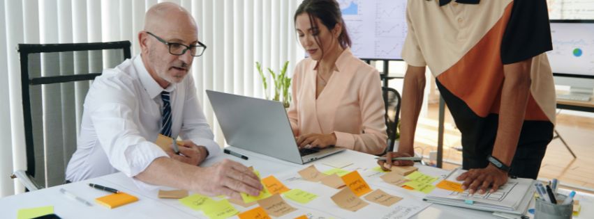 agency vs in-house marketing 2 agency vs in-house marketing 2